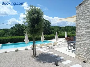 Terra Histria - Boutique Stone House - Image 4