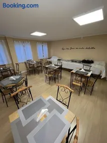 Gru Inn Hotel - Image 3