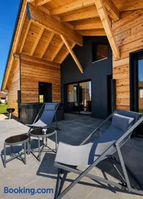 THĒNA - Chalet d'Exception Spa & Montagne - Image 2