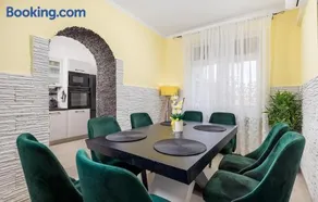 Beautiful Apartment In Moscenice - Image 4