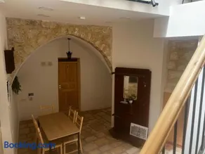 William's Guest House - Image 5
