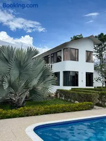 Hermosa Casa Quinta En Chinauta - Image 2