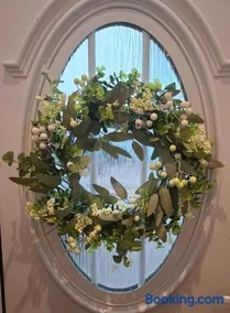 Sweet Retreat - Image 3