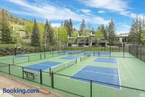 Red Sandstone Condo Unit 26 - Image 3