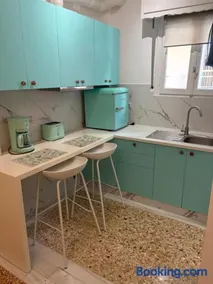 Cosy House in Koukaki Prime Location - Image 3