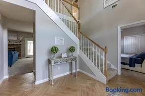 Rococo Retreat - Image 3