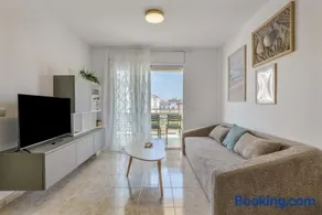 Voll ausgestattete wunderschöne Ferienwohnung mit Terrasse, Garten und Pool | Strandblick | Strand in der Nähe | Haustiere sind willkommen - Image 3