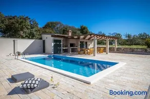 Villa Oliveto with pool - Image 4