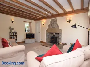 3 Bed in Ashford In The Water oc-pk501 - Image 2