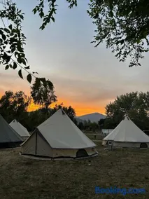 Yokai Camp Camping Y Glamping En El Bierzo - Image 1
