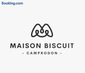 Maison Biscuit. Apartament a la plaça de la vila - Image 2