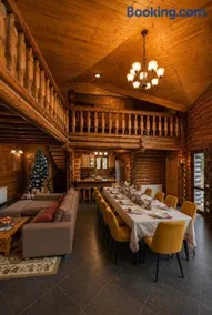 Rustic Cottage - Image 3