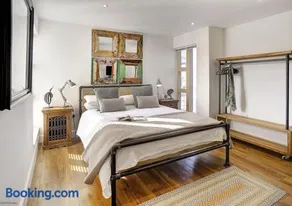 The Nelson - Image 3
