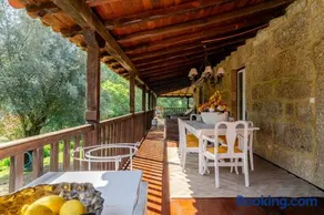 Masseria con terrazza, giardino e piscina privata | Vista sul giardino - Image 4