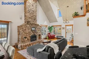 Fern and Pine 4BR Retreat by Lake w Deck - Image 1