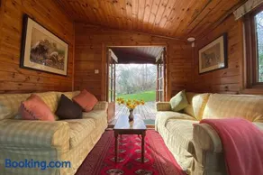 The Cabin at The Oaks - Image 5