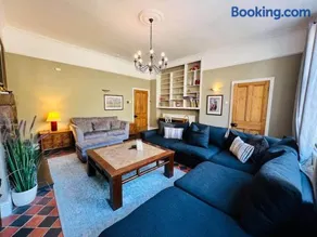Characterful Buxton Home - Hot Tub & Pet Friendly - Image 4