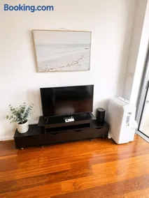 2 Bedrooms Cozy in the Heart of Maroubra - Image 2