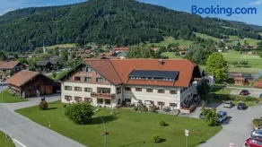 Huberhof - Image 1