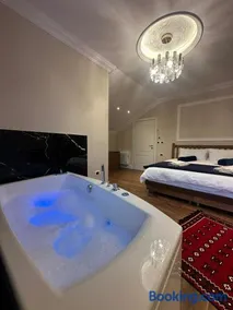Flored Hotel - Image 2