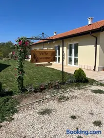 Villa Campo - Image 1