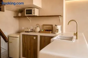 La Torre Málaga Suites - Image 2