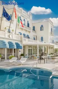 Casa Bianca Al Mare - Image 1