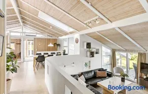 4 Bedroom Nice Home In Saltum - Image 4