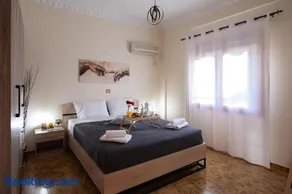 Salamis Luxury Escape - Image 2