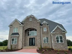La Casa Grande Hosting - Image 1