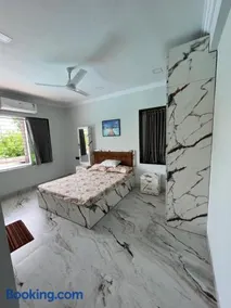 Classic Villa - Image 3
