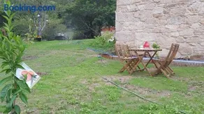 Casa rústica con finca y regato dentro recién rehabilitada situada en el entorno del Parque natural Monte Aloia y monte de San Antoniño Próxima a Gondomar y playas de Nigrán - Image 4