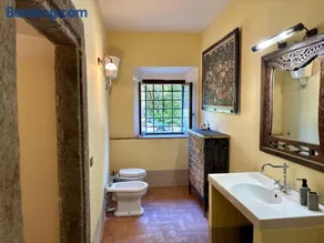 Castello Vinci Historic Room with Private Bathroom - Image 2