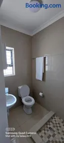COMFORT LODGE milnerton, Cape Town - Image 5