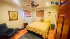 Las Olas Sunset and Oceanfront Paradise - Image 3