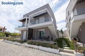 E&S Balaska Apartments - Image 3