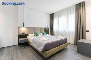 ML luxury room - Image 2