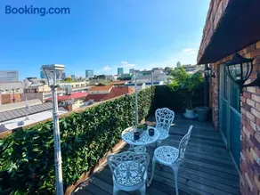 Top Floor Penthouse, 5th Floor, 8 Min Walk from JR Shibuya Sta - Image 1