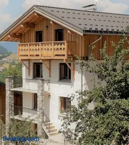 Le Chalet des Fées - Image 1