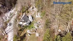 Private mountain cottage in Trenta with hot tub - Image 2