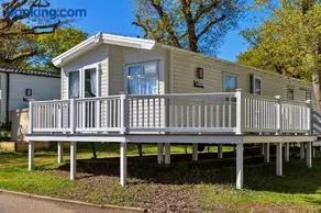 Finest Retreats - Beachlands - Image 2
