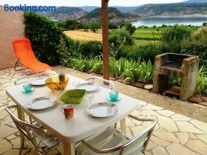 gîte climatisé avec piscine au Salagou - Image 3