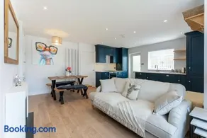 Quiet Cotswold Bungalow - Image 1