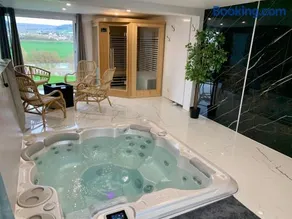 Superbe appartement avec spa privatif - Image 1