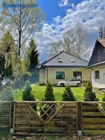 Dom nad jeziorem Sławskim - Image 1