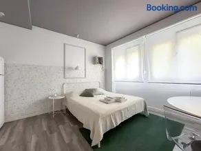 Budget Inn - Image 3