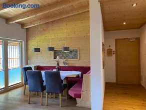 Sunside Apartment - Image 4