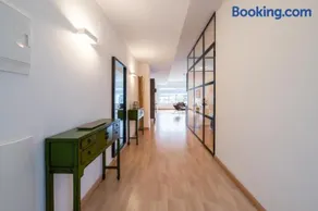 Bright & Elegant Apartment near La Moraleja - Image 2