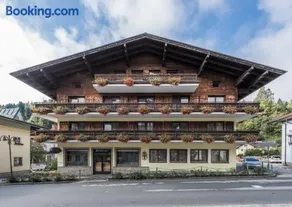 Heinrichshof - Image 1