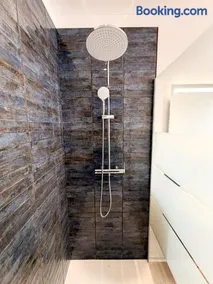 Grands appartements complets avec leurs cuisines toutes équipées jusqu'à 72m2 - Image 4